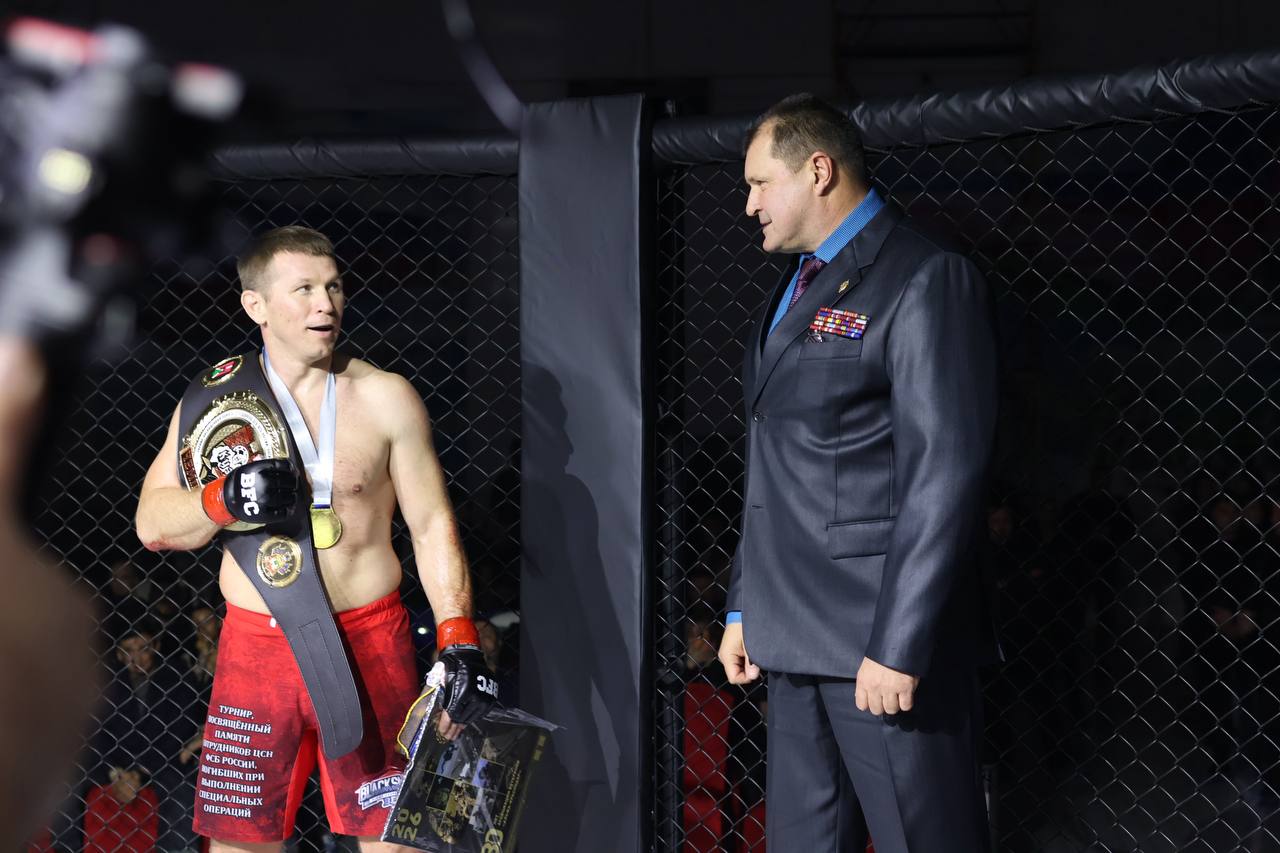 Прошел Турнир Blacksmith Fight Championship