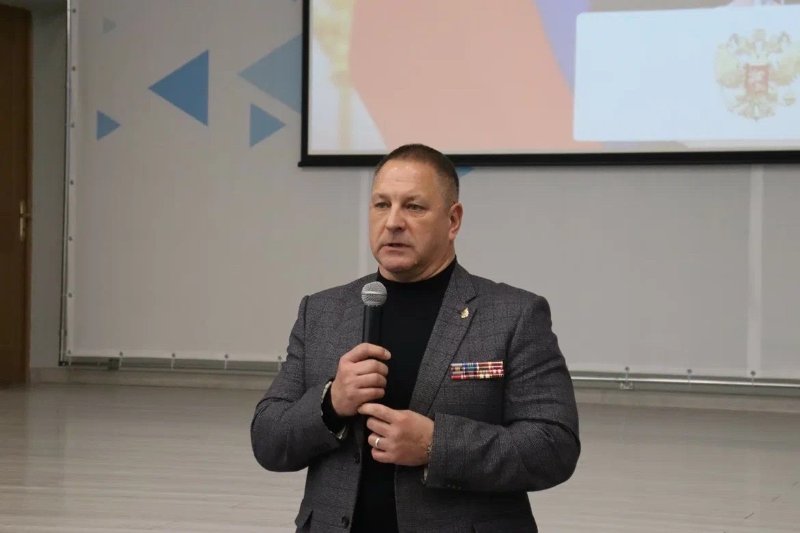 В Краснодарском торгово-экономическом колледже состоялось торжественное мероприятие, посвящённое Дню Героев Отечества